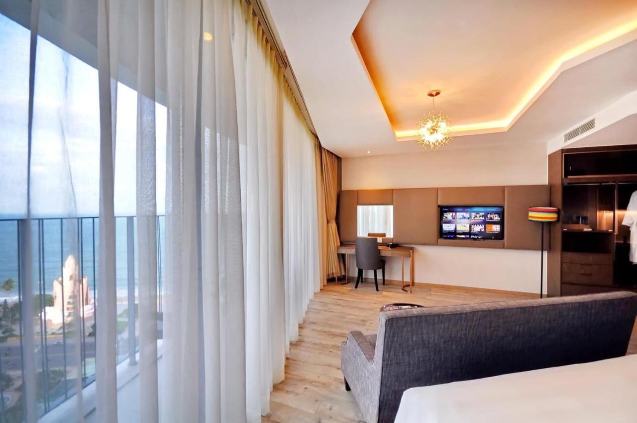 Panorama Central Nha Trang- Vietnam'S Highest Infinitive Rooftop Pool Luaran gambar